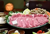 Le célèbre mizutaki Mukai à la viande original d&#39;Ise Kameyama