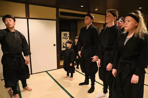 Authentic and genuine! Ninja training and Goemon bath experience!