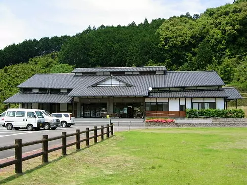 紀宝町ふるさと資料館「みどりの里」