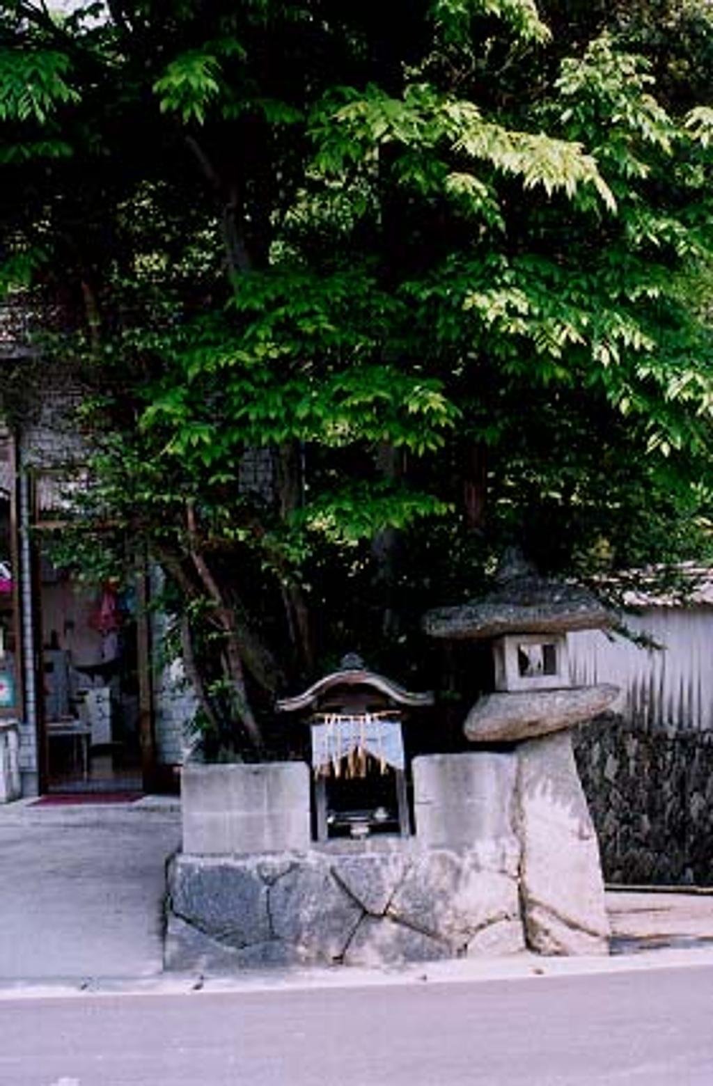 鉾ヶ瀬の乳母神 | 観光スポット | 観光三重(かんこうみえ)