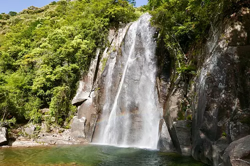 비설 폭포（Hisetsu-no-takiFalls）