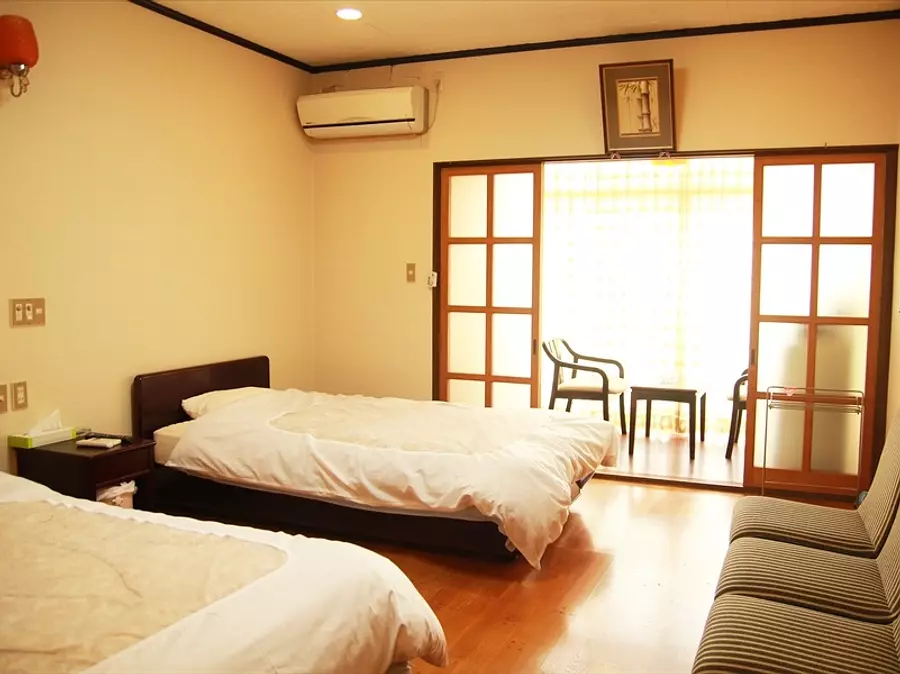 ロッジ山水（洋室）