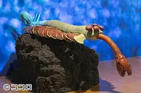 デコりすぎて絶滅！？ オパビニアのロボットも登場！