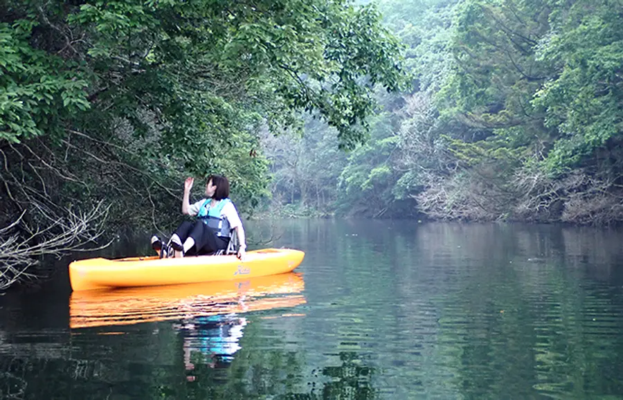 [Para 1 persona] Experiencia en kayak “remo a pie” en VISON