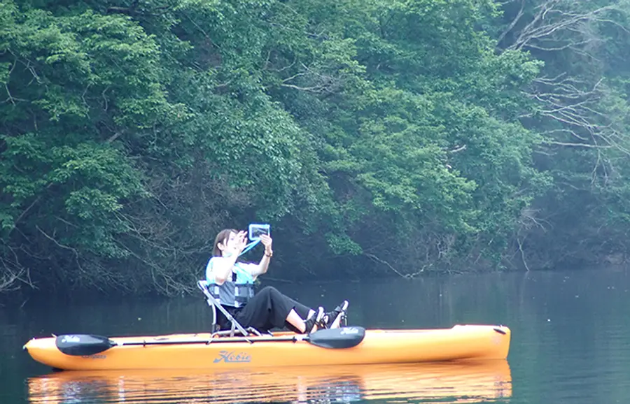 [For 1 person] “Foot rowing” kayak experience in VISON forest