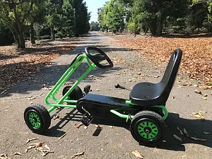 ペダル式ゴーカート（椿グリーンパーク）