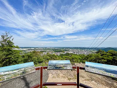 Perfect for hiking! You can also be healed by visiting the stone Buddha groups, the view of the mountain top, and the flowers of the four seasons. Introducing the highlights of Kannonyama Park in KameyamaCity