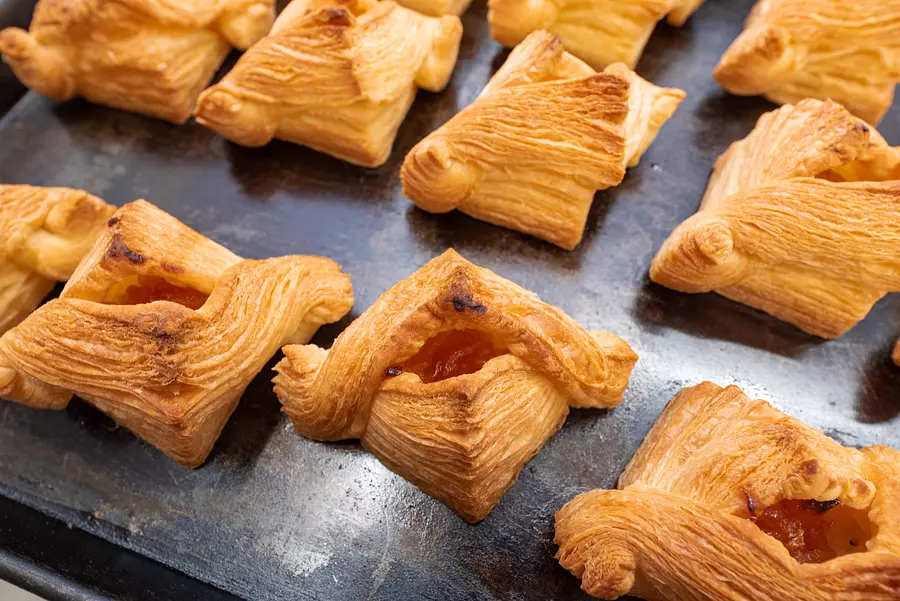 tarte aux pommes fraîchement cuite