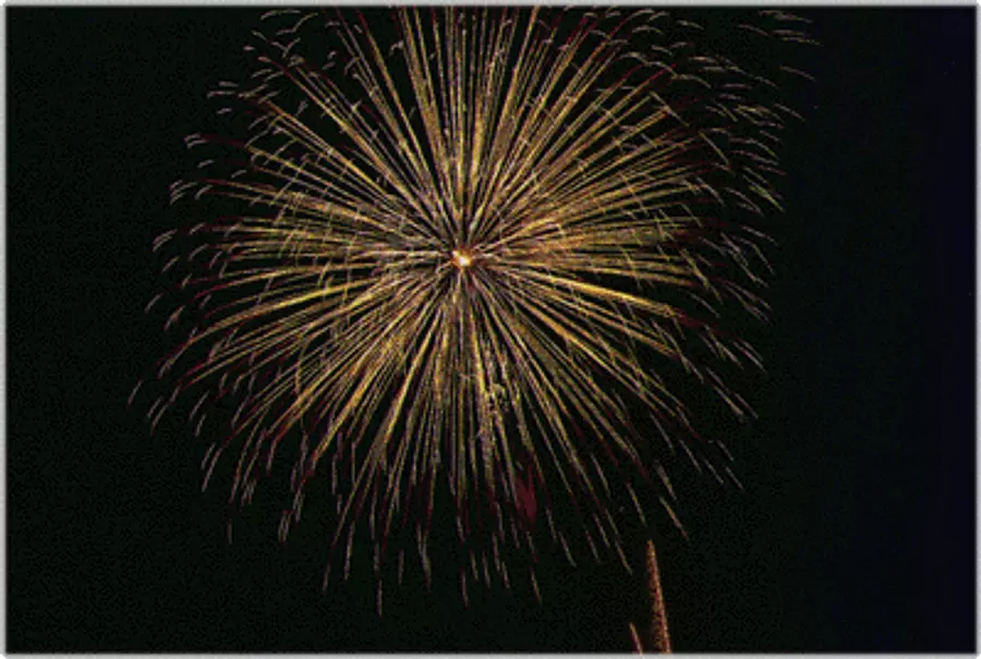 เทศกาล Uno “Shine! Fireworks”
