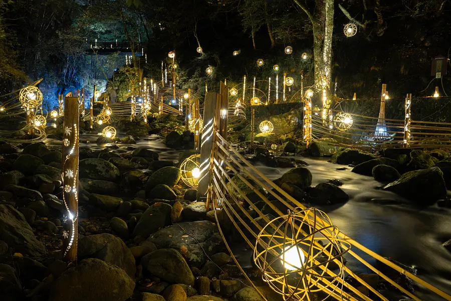 『三重赤目・滝あかり』　2025年10月26日〜2026年1月25日開催