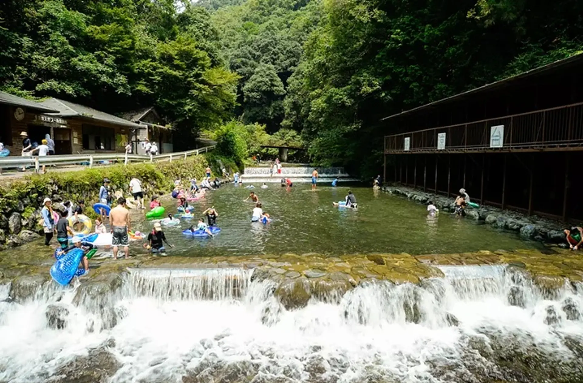 多度峡天然プール（桑名市）
