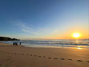 朝日といちご浜