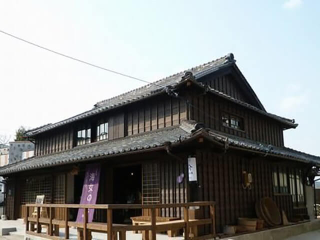 บ้านพื้นเมือง โอสึสึ（osatsu）บ้านอามะ โกซายะ