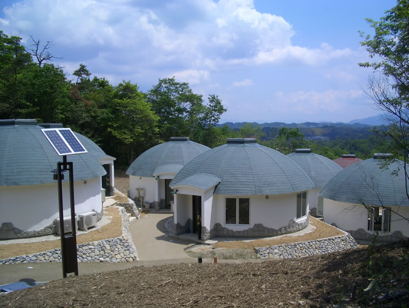 伊賀の里モクモク手づくりファーム　OKAERiビレッジ　滞在型食農学習施設