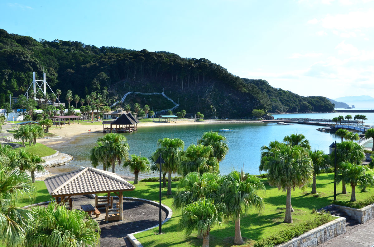 錦向井ヶ浜トロピカルガーデン